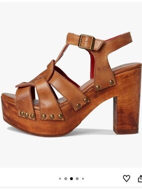 BedStu Bed Stu Caitlin II Tan Rustic Platforms Size 8.5